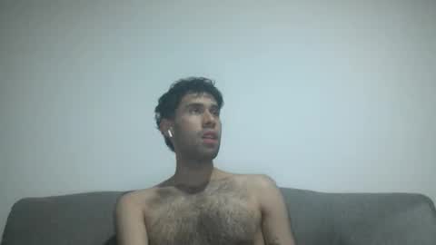 Snapshot of throwawayyourgun chatting on 19, 12, 2025 Luka online show from 19, 12, 2025