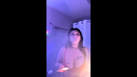 Snapshot of tht_1latinabarbie chatting on 4, 2, 2026 LatinaBarbie666 online show from 4, 2, 2026