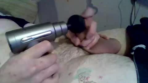 Snapshot of thunder8u42 chatting on 14, 9, 2025 thunder8u42 online show from 14, 9, 2025