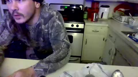 Snapshot of thunder8u42 chatting on 22, 10, 2025 thunder8u42 online show from 22, 10, 2025