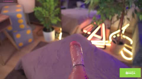 Snapshot of thunder_suck chatting on 29, 11, 2025 Brittney online show from 29, 11, 2025