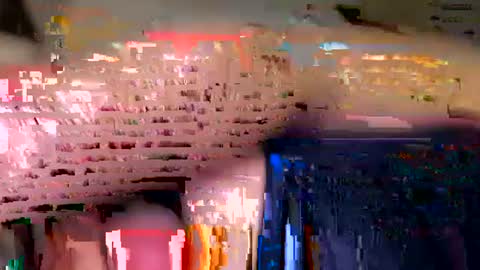 Snapshot of thunderflash73 chatting on 22, 6, 2026 Little Wolf online show from 22, 6, 2026