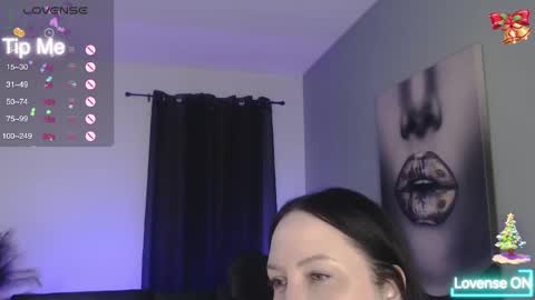 Tia Bella online show from 3, 12, 2025