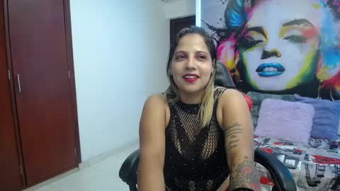 Snapshot of tiana_breeze chatting on 4, 10, 2025 tiana_breeze online show from 4, 10, 2025