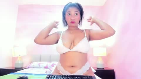 Snapshot of tianaparker chatting on 10, 7, 2026 Tiana online show from 10, 7, 2026