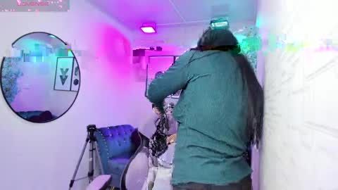 Tiara  online show from 9, 4, 2026