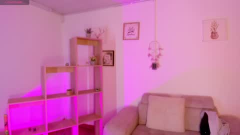 Tiarha online show from 15, 1, 2025