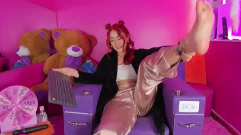 Snapshot of tiarha_18 chatting on 11, 2, 2026 TIARHA 18 online show from 11, 2, 2026