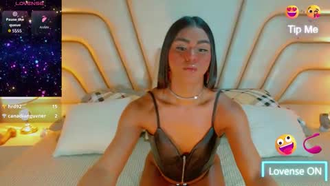 Snapshot of tifannysexy69 chatting on 19, 10, 2025 Tifannysexy69 online show from 19, 10, 2025