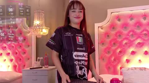 Snapshot of tifannywolf_ chatting on 18, 9, 2025 Your Princess Tif online show from 18, 9, 2025