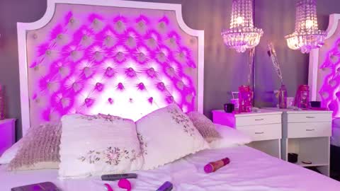 Snapshot of tifannywolf_ chatting on 30, 9, 2025 Your Princess Tif online show from 30, 9, 2025