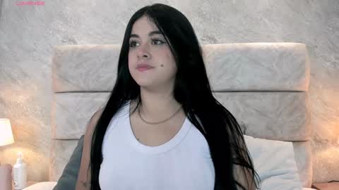 Snapshot of tifany__ross chatting on 23, 1, 2025 Tiff3 online show from 23, 1, 2025