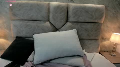 Snapshot of tifany__ross chatting on 26, 1, 2025 Tiff3 online show from 26, 1, 2025