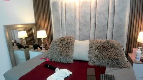 Snapshot of tifany__ross chatting on 28, 1, 2025 Tiff3 online show from 28, 1, 2025