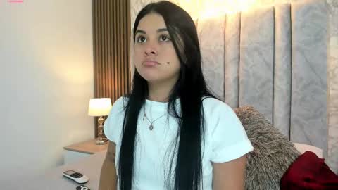 Snapshot of tifany__ross chatting on 20, 2, 2025 Tiff3 online show from 20, 2, 2025