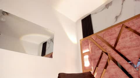 Tifanny online show from 13, 9, 2025