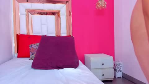 Karolina online show from 17, 2, 2025