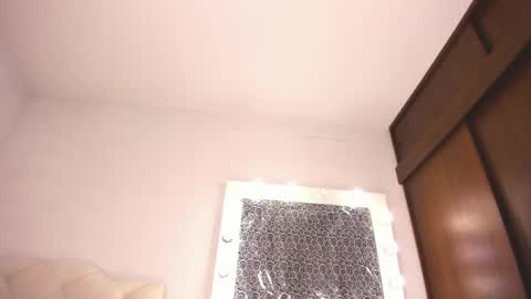 Tiff online show from 12, 3, 2025