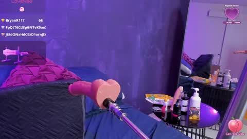 Snapshot of tiffany_bigboobs chatting on 16, 1, 2025 tiffany_bigboobs online show from 16, 1, 2025