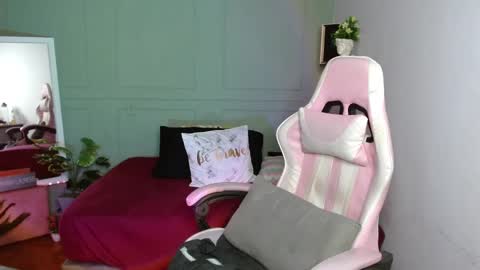 Snapshot of tiffany_laurens chatting on 10, 1, 2025 dont forget ask for custom vids online show from 10, 1, 2025