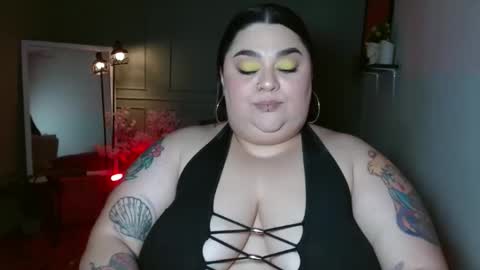 Snapshot of tiffany_laurens chatting on 28, 2, 2026 dont forget ask for custom vids online show from 28, 2, 2026