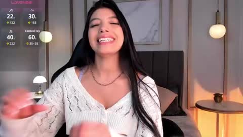 Snapshot of tiffany_low chatting on 19, 9, 2025 tiffany_low online show from 19, 9, 2025