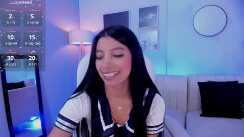 Snapshot of tiffany_low chatting on 3, 11, 2025 tiffany_low online show from 3, 11, 2025