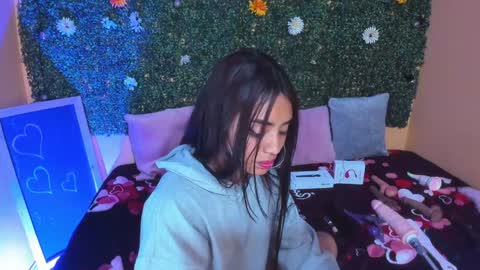 Snapshot of tiffany_sander chatting on 26, 1, 2025 tiffany_sander online show from 26, 1, 2025