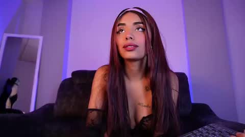 Snapshot of tiffany_sander chatting on 4, 10, 2025 tiffany_sander online show from 4, 10, 2025