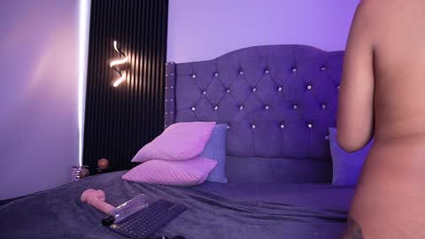 Snapshot of tiffany_sander chatting on 23, 11, 2025 tiffany_sander online show from 23, 11, 2025