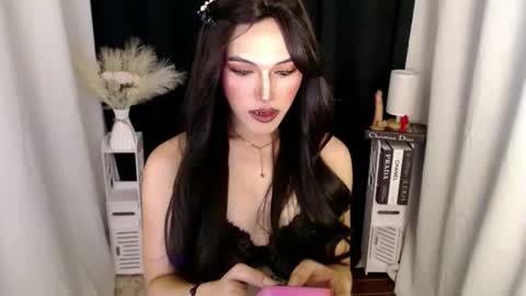 Snapshot of tiffany_welson chatting on 22, 11, 2025 tiffany online show from 22, 11, 2025