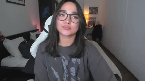  Tiffany  online show from 22, 12, 2024