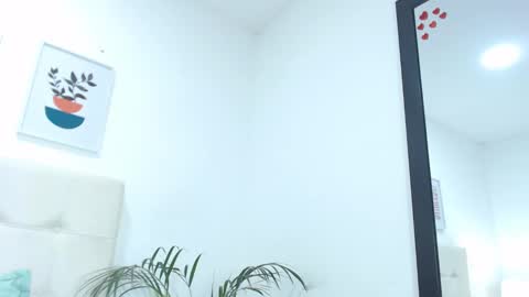 Snapshot of tiffanyfox_1 chatting on 25, 2, 2025 Tifanny Fox online show from 25, 2, 2025