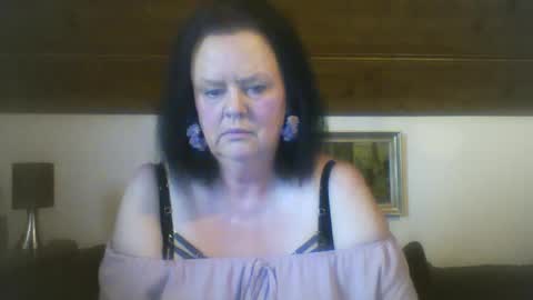 TiffanyMature online show from 18, 9, 2025