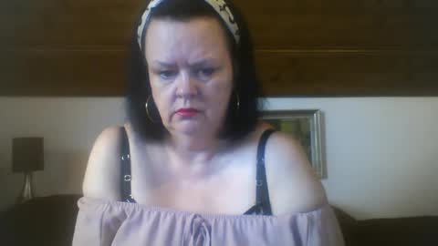 TiffanyMature online show from 22, 9, 2025