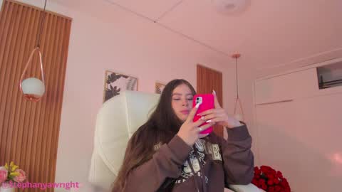 Snapshot of tiffanywright_ chatting on 20, 1, 2025 Tiffany online show from 20, 1, 2025
