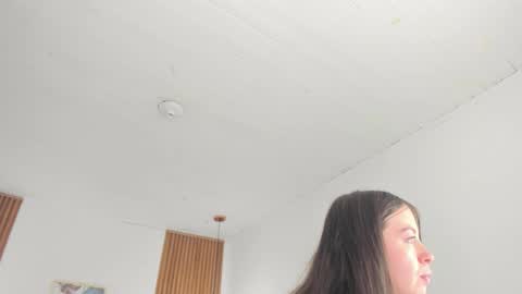 Snapshot of tiffanywright_ chatting on 14, 12, 2025 Tiffany online show from 14, 12, 2025