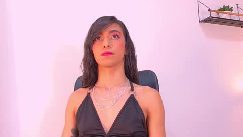 Snapshot of tiffvalentinee_ chatting on 18, 12, 2025 Tiffany online show from 18, 12, 2025