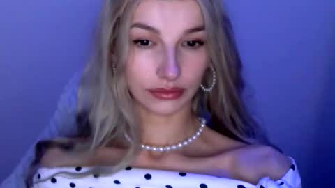 Snapshot of tigerblooood chatting on 10, 5, 2026 Ask me online show from 10, 5, 2026