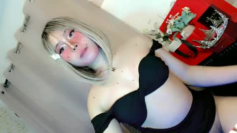 Snapshot of tight_elliana chatting on 25, 6, 2026 tight_elliana online show from 25, 6, 2026