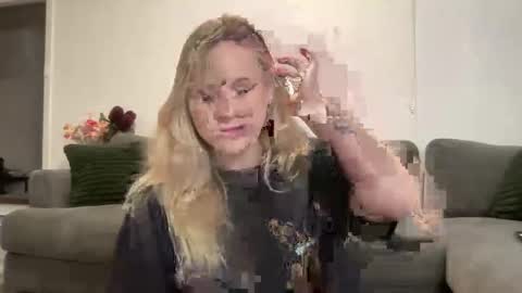 Lexi online show from 11, 6, 2026