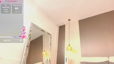 T I F F A N Y online show from 24, 9, 2025