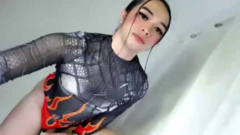 Snapshot of tijanafox chatting on 28, 10, 2025 Tijana online show from 28, 10, 2025