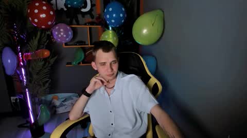 Tim online show from 9, 9, 2025