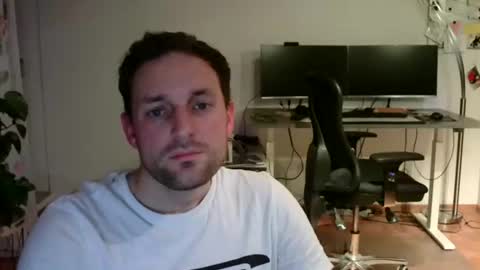 Snapshot of tima4 chatting on 28, 11, 2025 tima4 online show from 28, 11, 2025