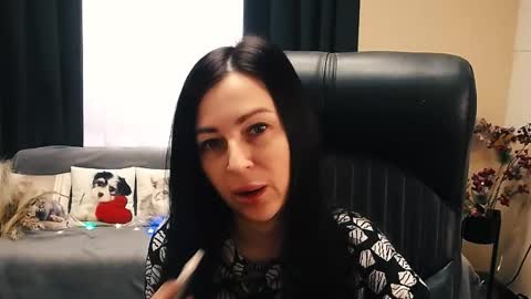 Luisa online show from 30, 10, 2025