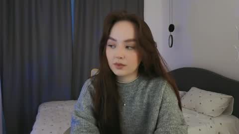 Mia online show from 6, 4, 2026