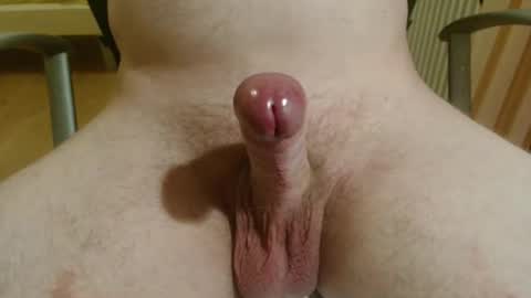 Snapshot of timide93 chatting on 24, 11, 2025 jeune coquin online show from 24, 11, 2025