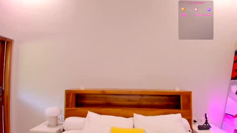 Snapshot of timissi chatting on 25, 1, 2025 Timis but I prefer you whisper to my ear my girl online show from 25, 1, 2025