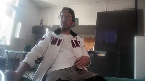 Snapshot of timsfeet chatting on 2, 3, 2025 m0rty Kitty online show from 2, 3, 2025